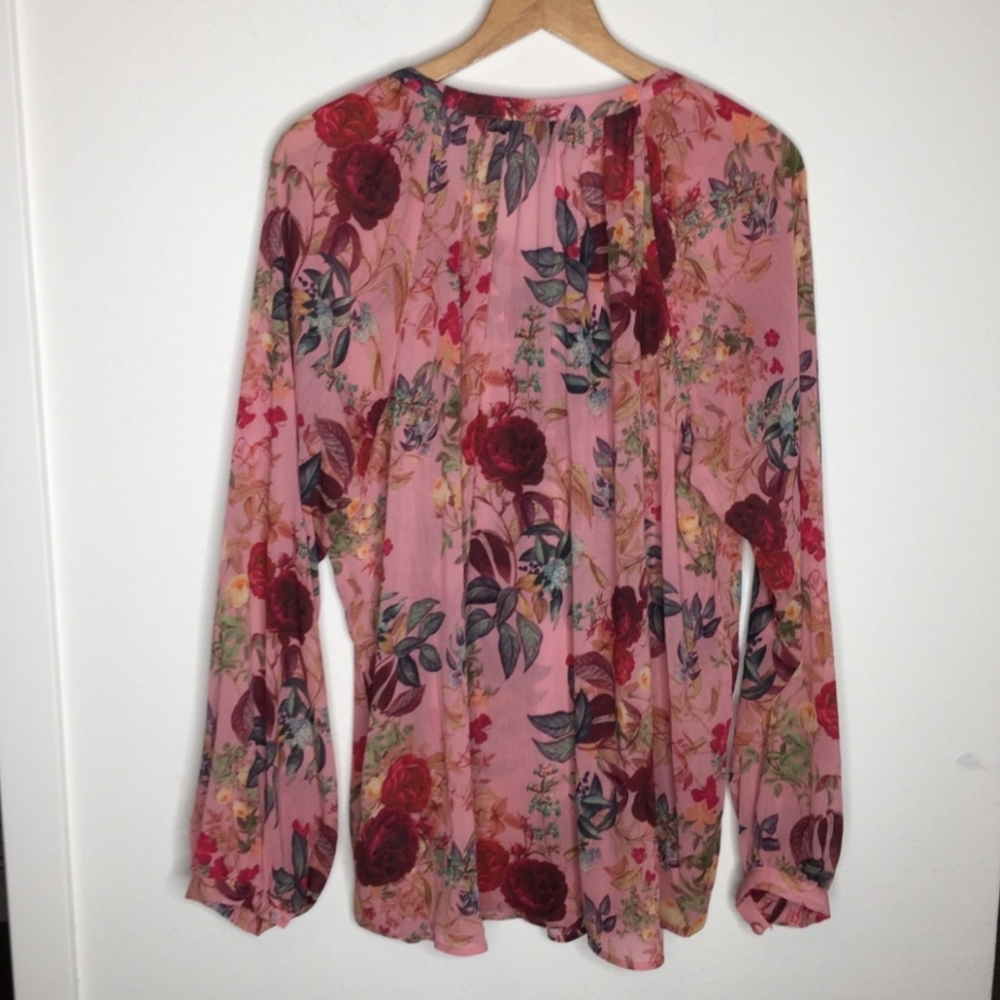 Torrid Crinkle Chiffon Raglan Toe Front Blouse - Picture 6 of 11